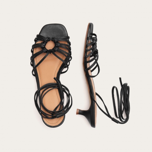 Amfi kitten Sandals, black | Balagan Studio