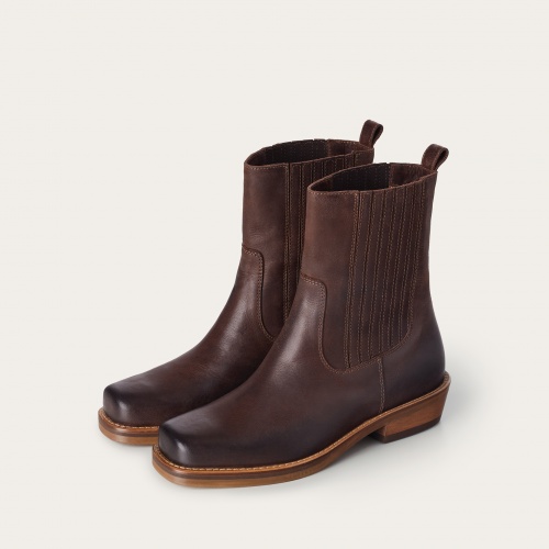 Rokev cowboy boots, waxed brown | Balagan Studio