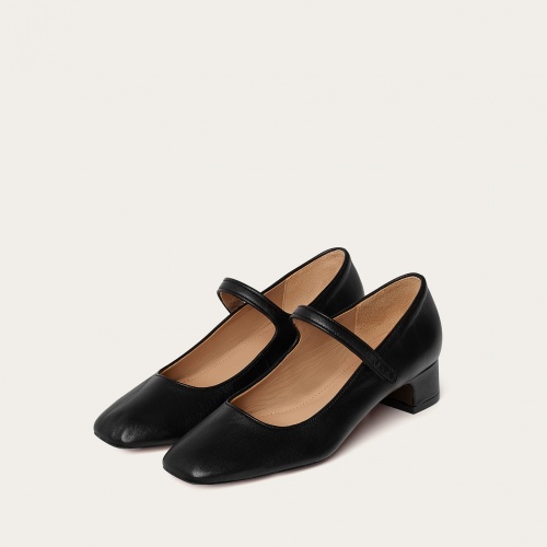 Dora Low Heels, black | Balagan Studio