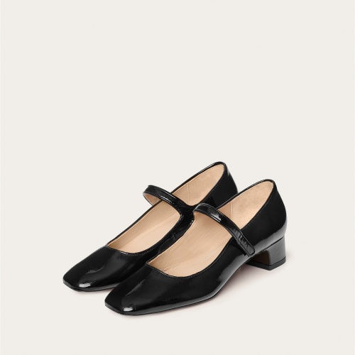 Dora Low Heels, glossy black OUTLET | Balagan Studio