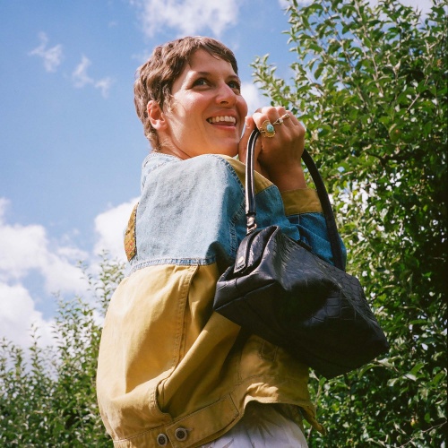 Hug Bag M, black croco | Balagan Studio
