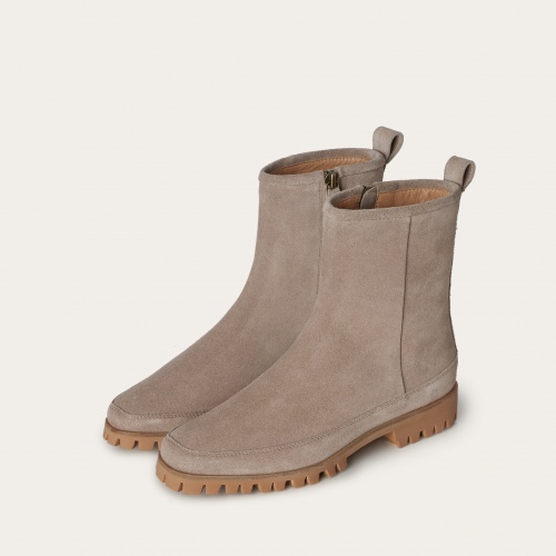Saviv boots, grey velvet | Balagan Studio