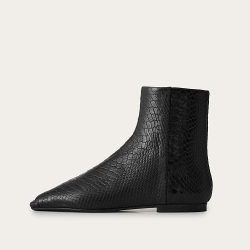 Toni Boots, black python pattern | Balagan Studio