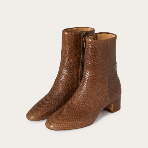 Stav Boots, caramel croco | Balagan Studio