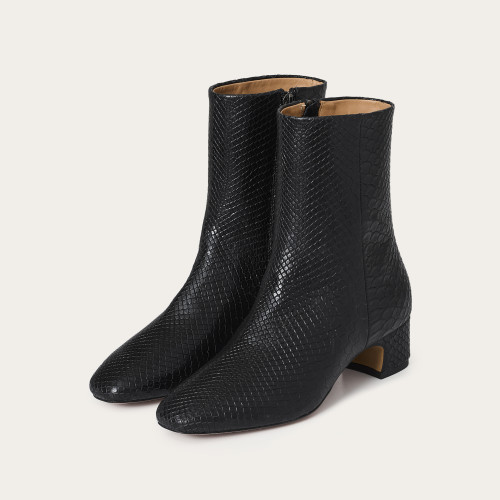 Stav Boots, black croco | Balagan Studio