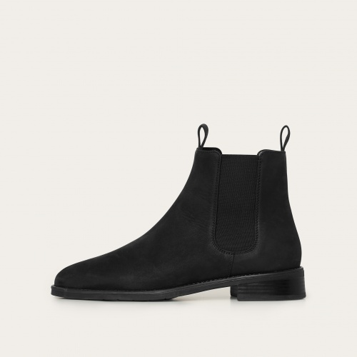 Negew Chelsea Boots, waxed black | Balagan Studio