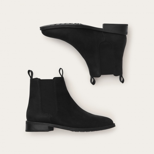 Negew Chelsea Boots, waxed black | Balagan Studio