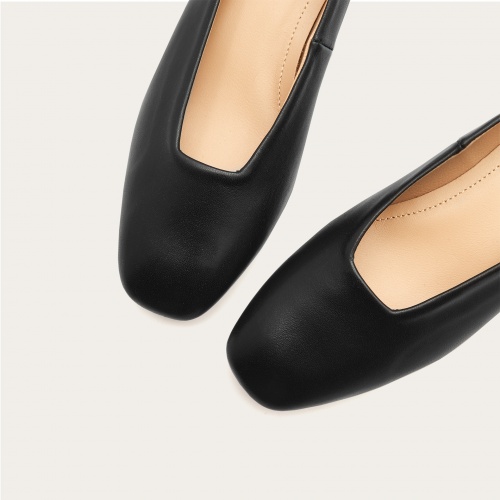 Kikar Ballerina, black | Balagan Studio
